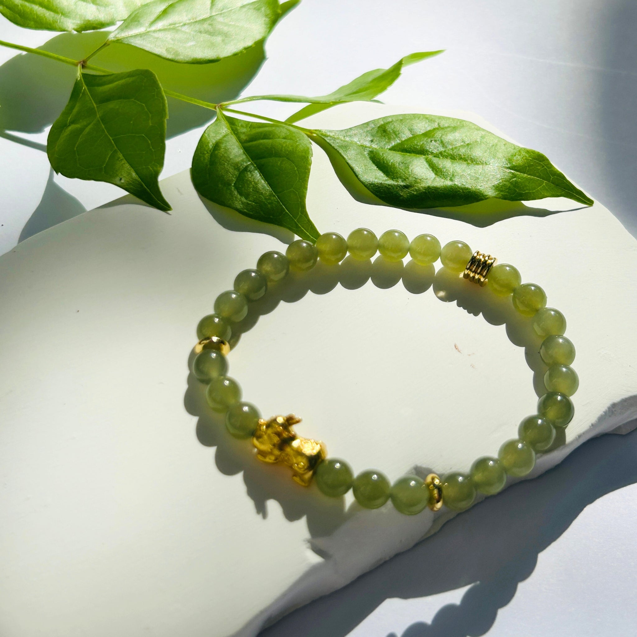 Hetian Jade Bracelet, Green Jade Bracelet & Pixiu Bracelet – Feng Shui Guardian of Serenity and Fortune, Balanced Prosperity